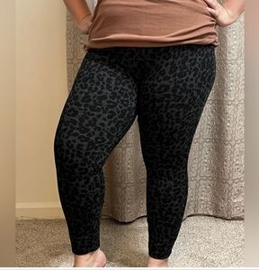 Loft Plus black gray leopard print ponte ankle leggings Size 18 Rockabilly
